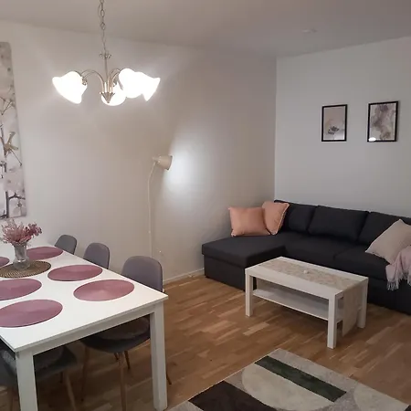 Cozy First Floor Apartment Rovaniemi Extérieur photo